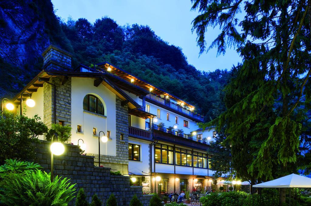 Hotel Oasi Verde Bienno Exterior photo